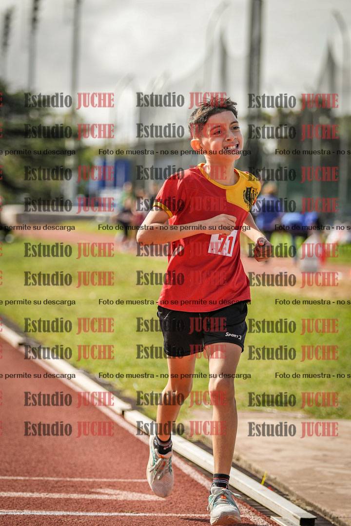 Fotos de los 1000 m llanos de varones