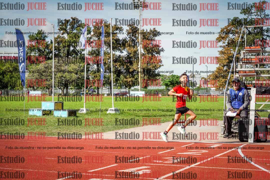 Fotos de los 1000 m llanos de varones