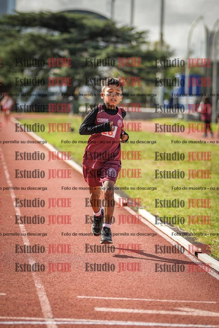 Fotos de los 1000 m llanos de varones