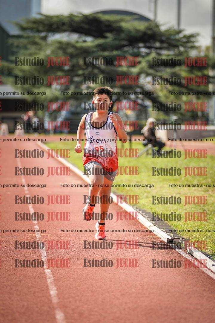 Fotos de los 1000 m llanos de varones