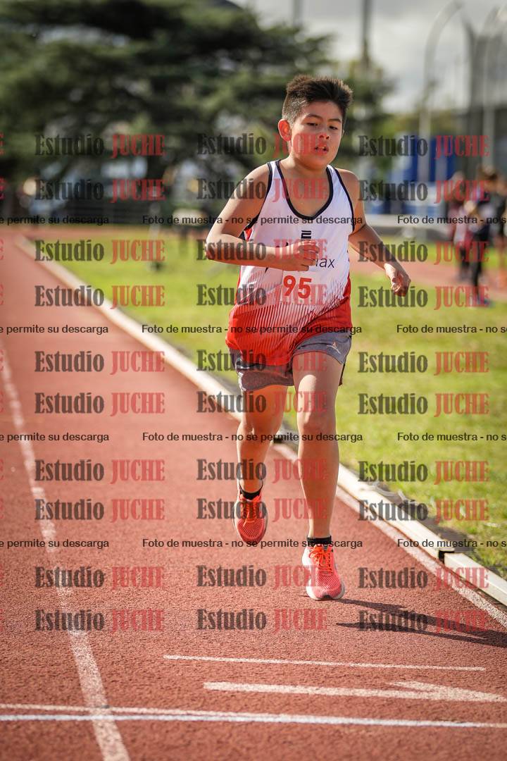 Fotos de los 1000 m llanos de varones