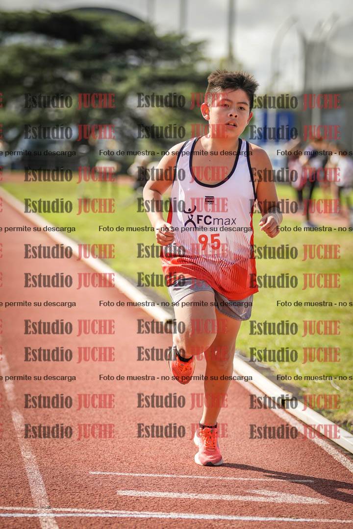 Fotos de los 1000 m llanos de varones