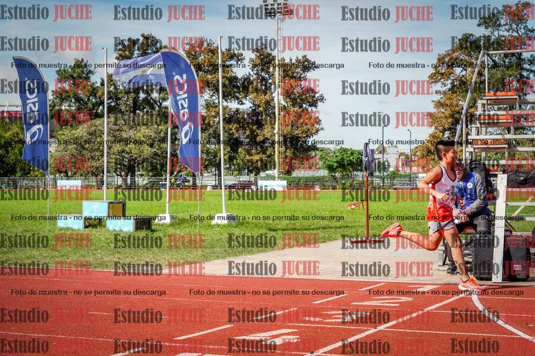 Fotos de los 1000 m llanos de varones