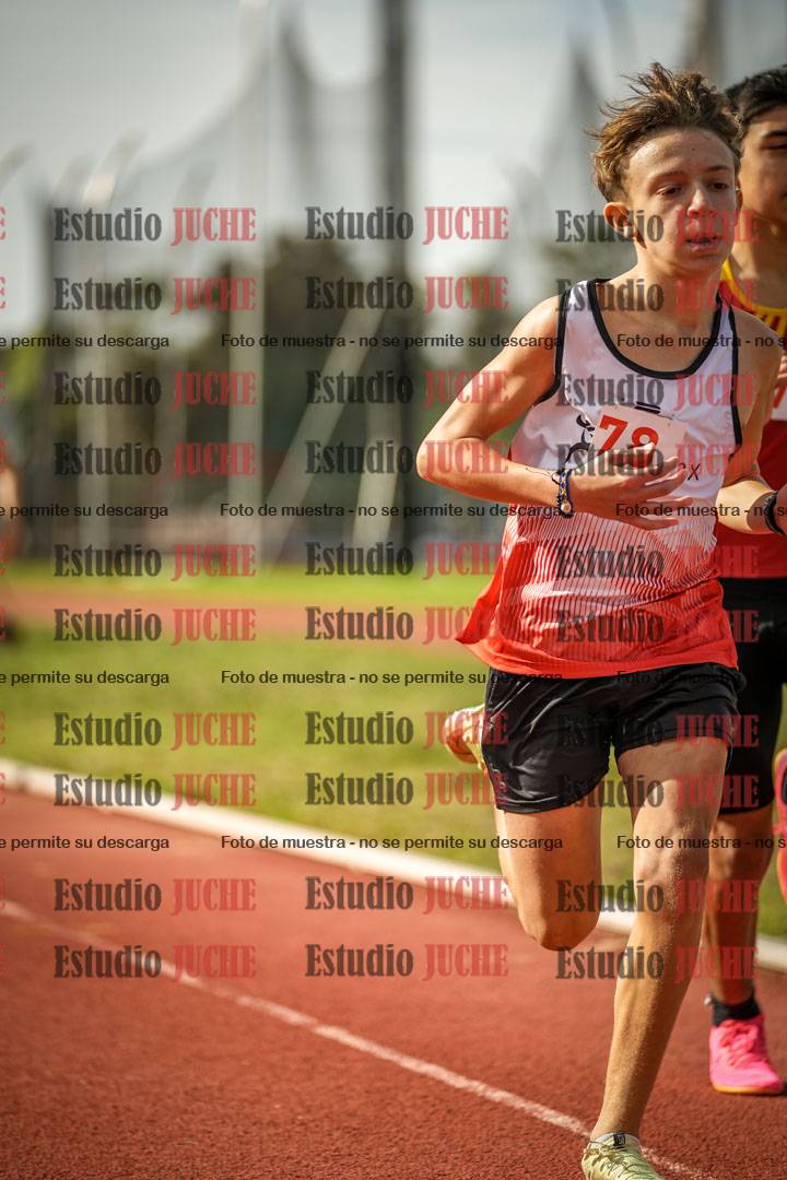 Fotos de los 600 m llanos de varones