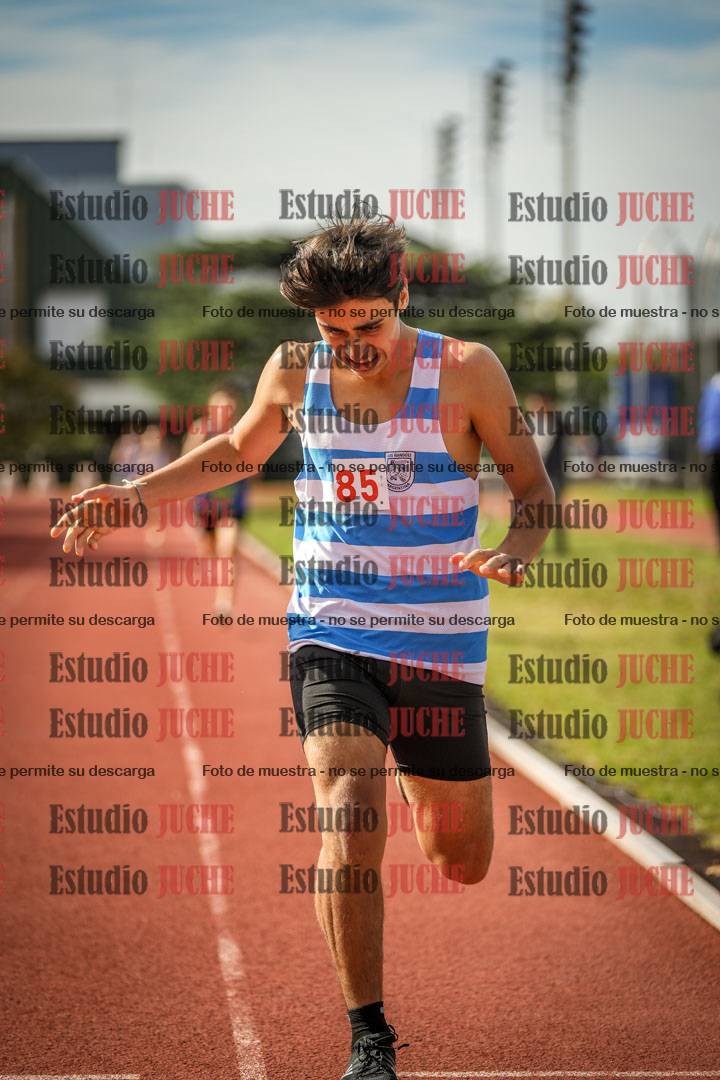 Fotos de los 600 m llanos de varones