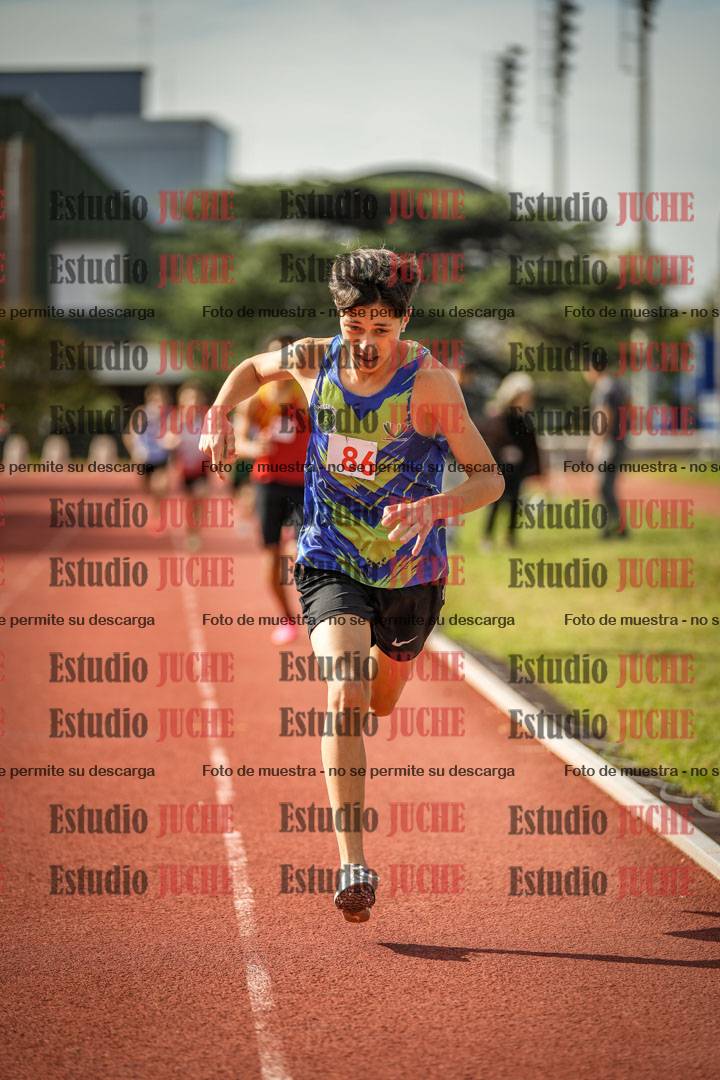 Fotos de los 600 m llanos de varones