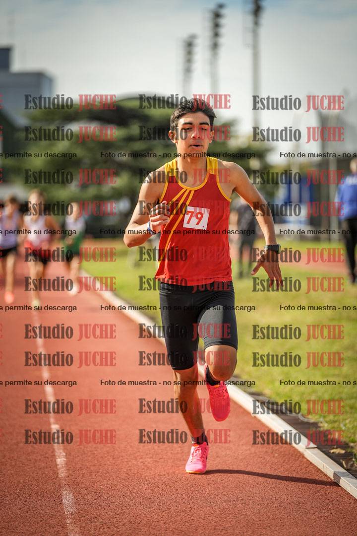 Fotos de los 600 m llanos de varones