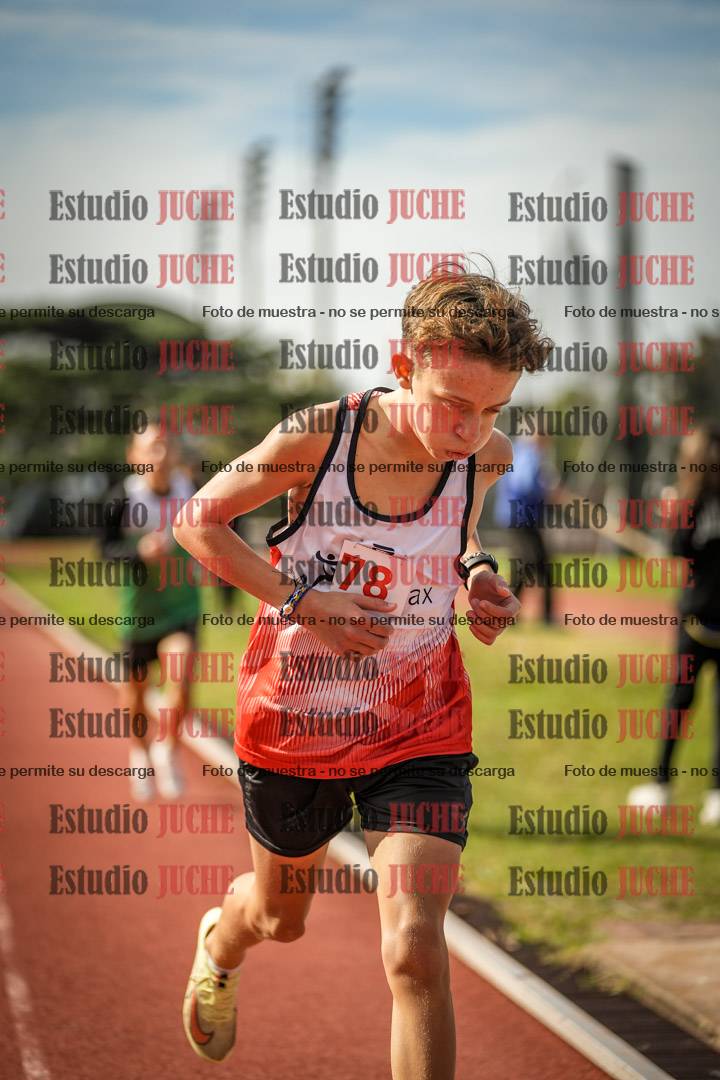 Fotos de los 600 m llanos de varones
