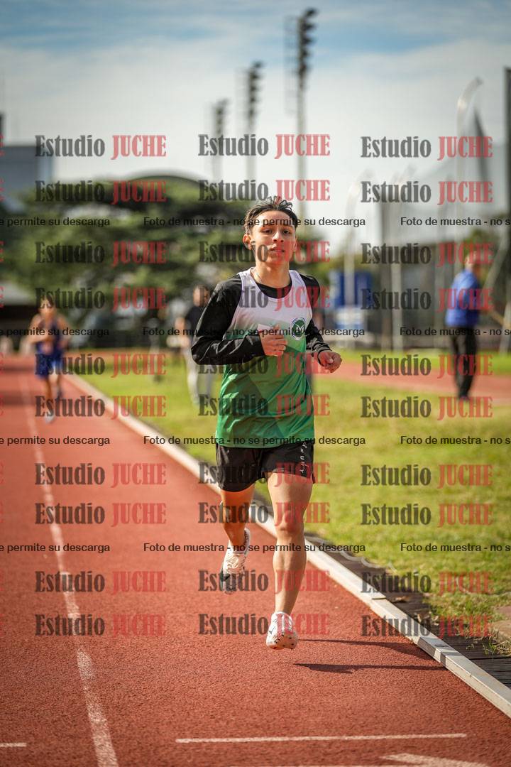 Fotos de los 600 m llanos de varones