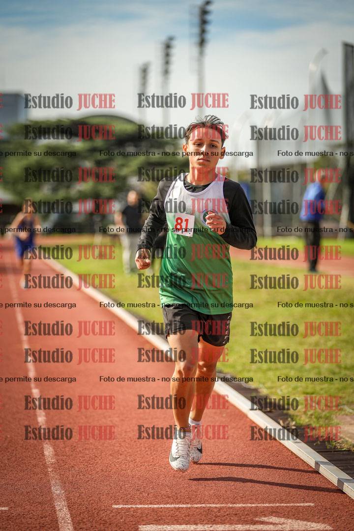 Fotos de los 600 m llanos de varones