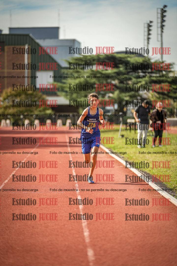 Fotos de los 600 m llanos de varones