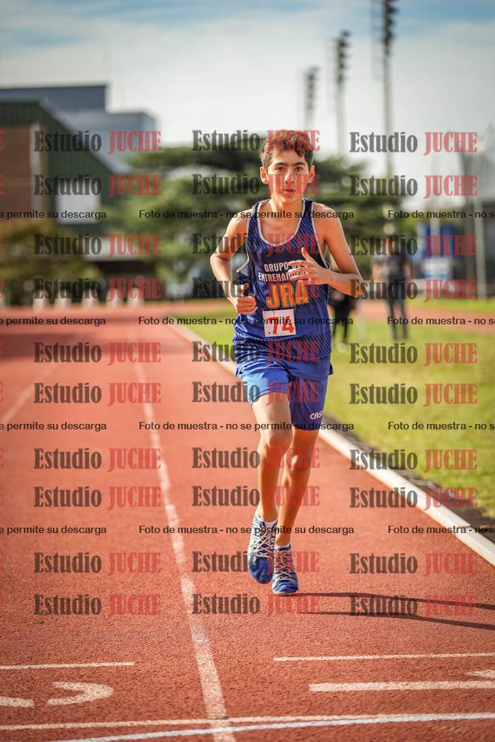Fotos de los 600 m llanos de varones