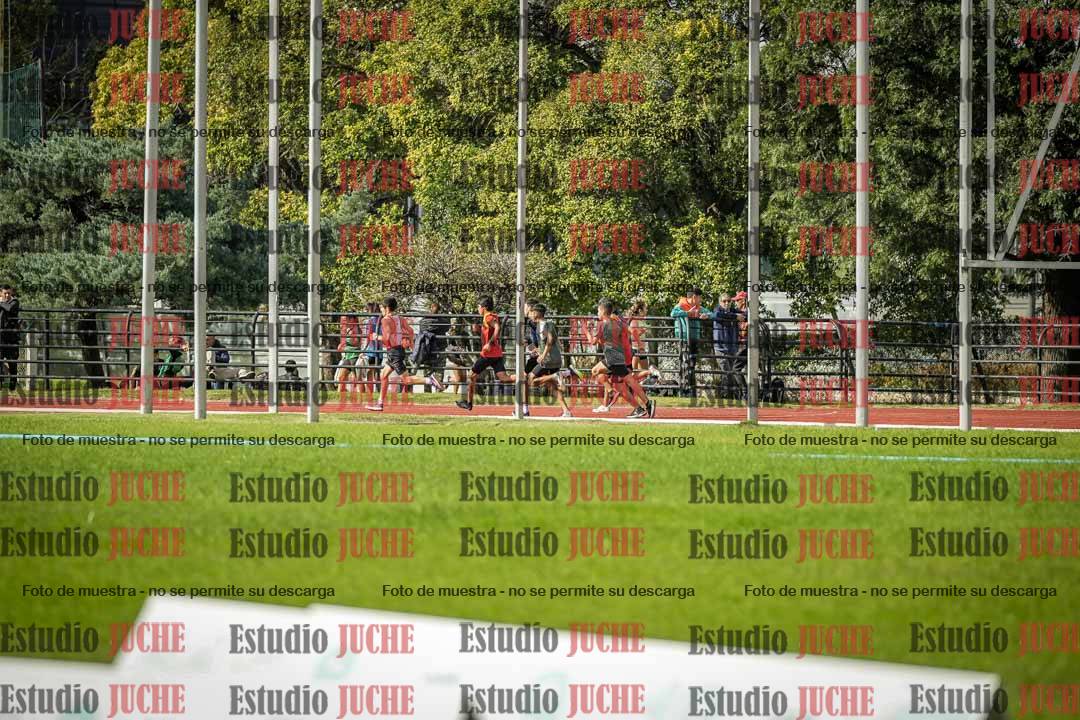 Fotos de los 600 m llanos de varones