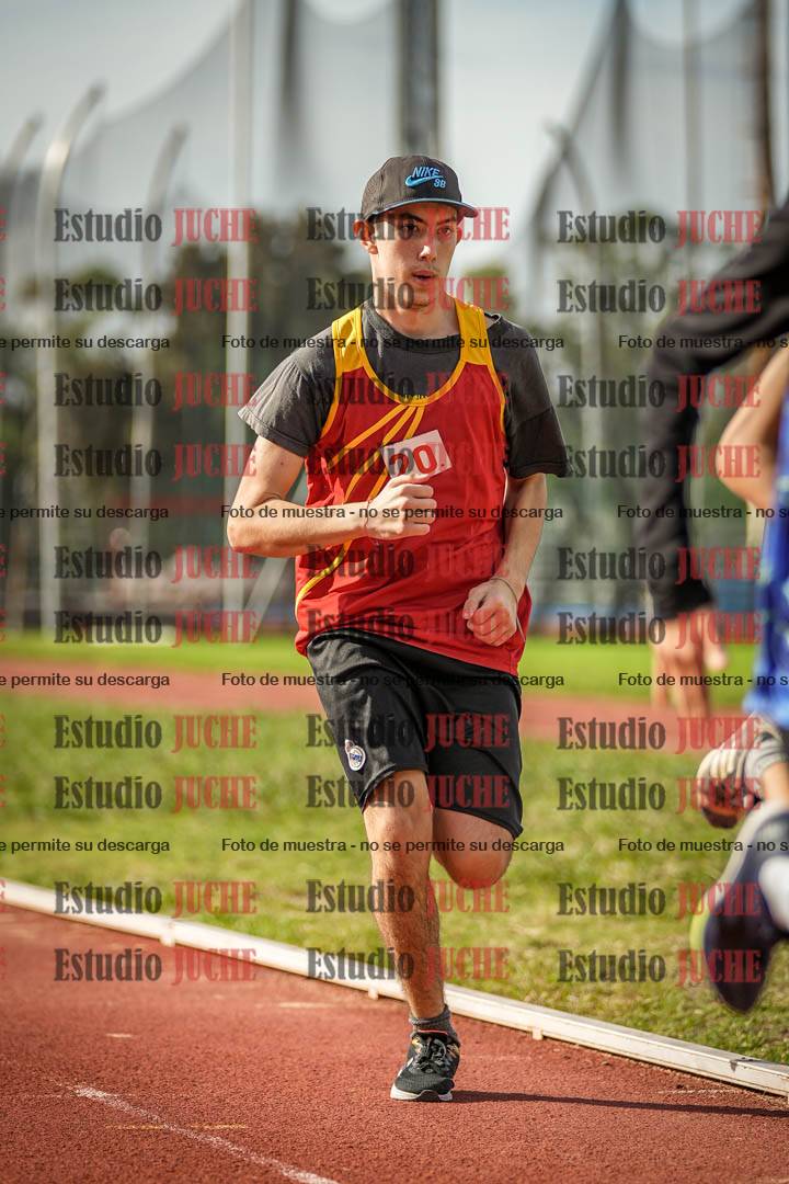 Fotos de los 600 m llanos de varones
