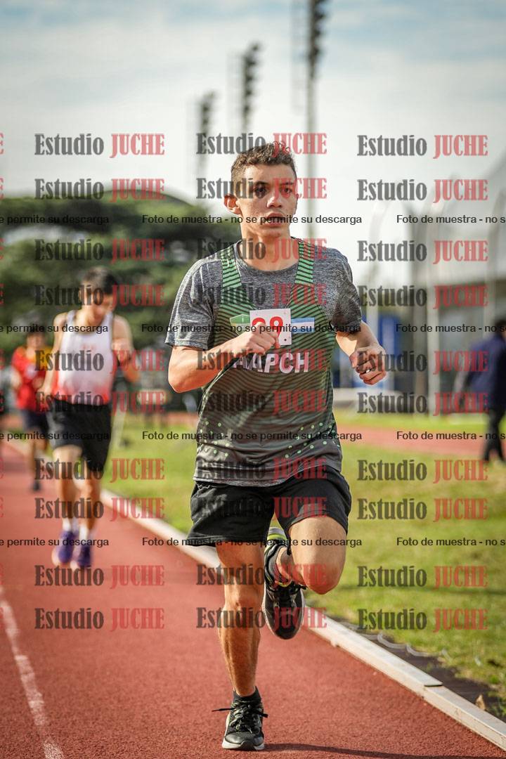 Fotos de los 600 m llanos de varones