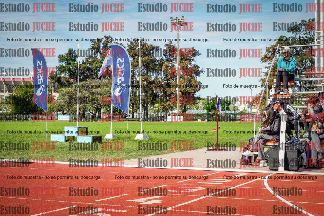 Fotos de los 600 m llanos de varones