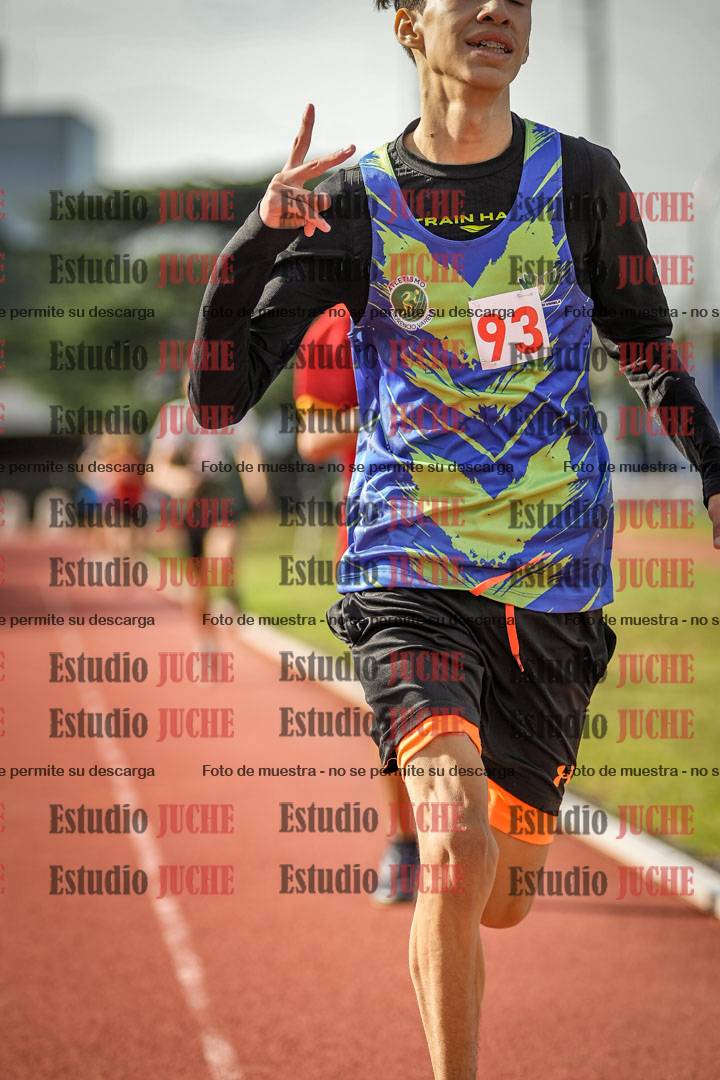 Fotos de los 600 m llanos de varones