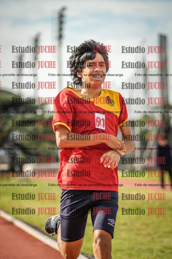 Fotos de los 600 m llanos de varones