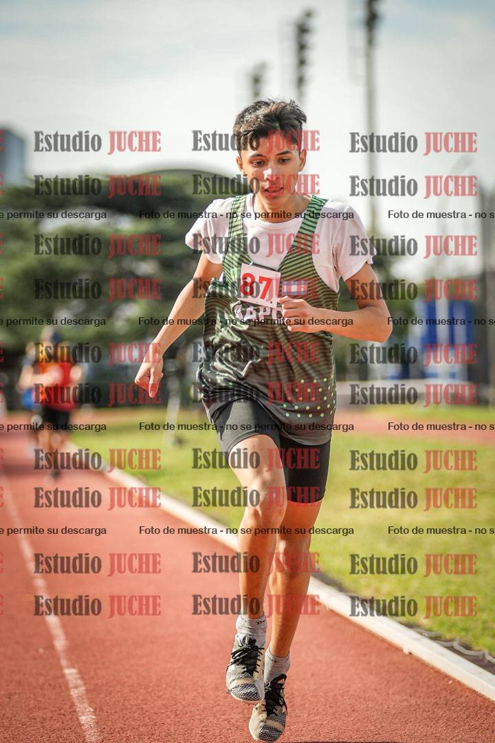 Fotos de los 600 m llanos de varones