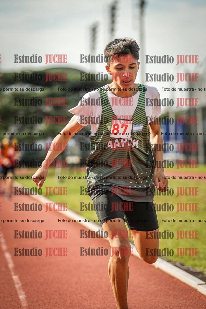 Fotos de los 600 m llanos de varones