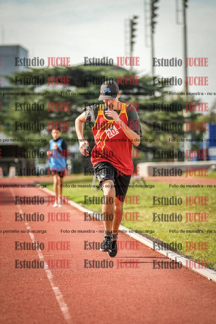 Fotos de los 600 m llanos de varones
