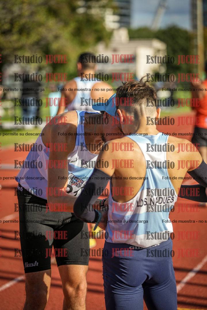 Fotos de los 3000 m llanos de varones