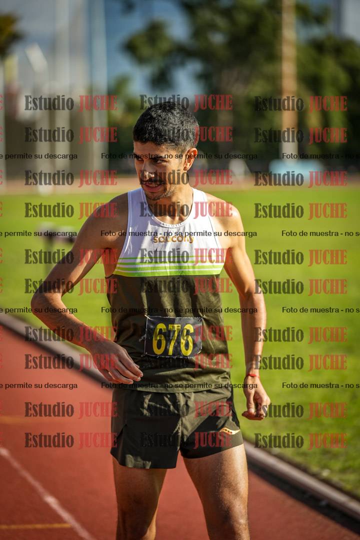 Fotos de los 3000 m llanos de varones