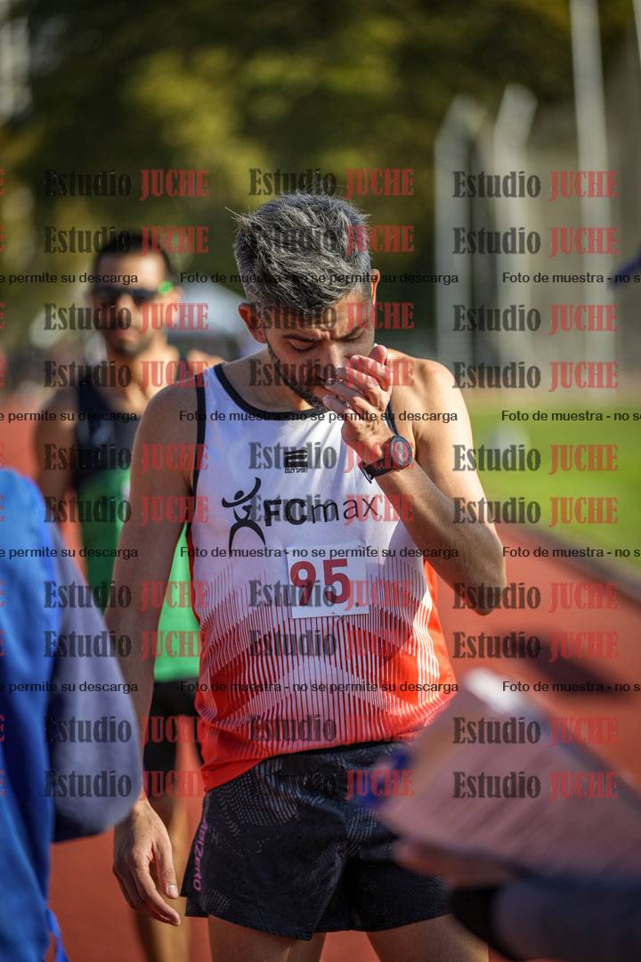Fotos de los 3000 m llanos de varones