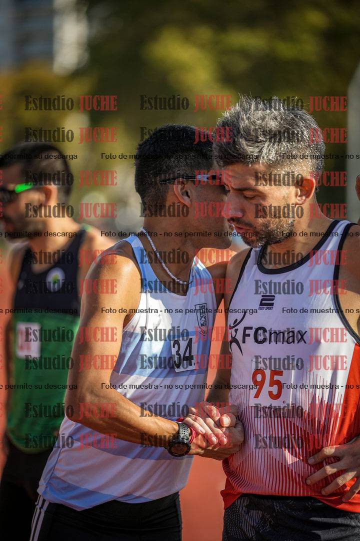 Fotos de los 3000 m llanos de varones