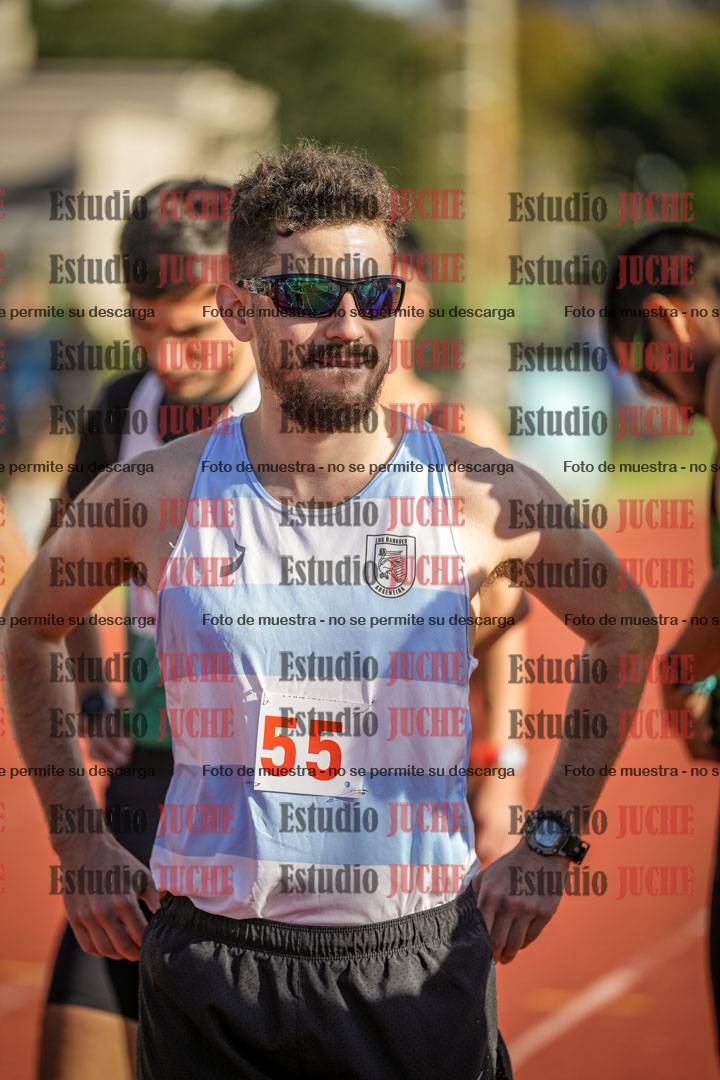 Fotos de los 3000 m llanos de varones
