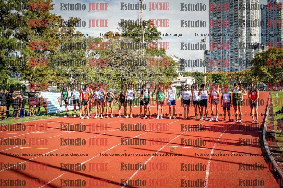 Fotos de los 3000 m llanos de varones