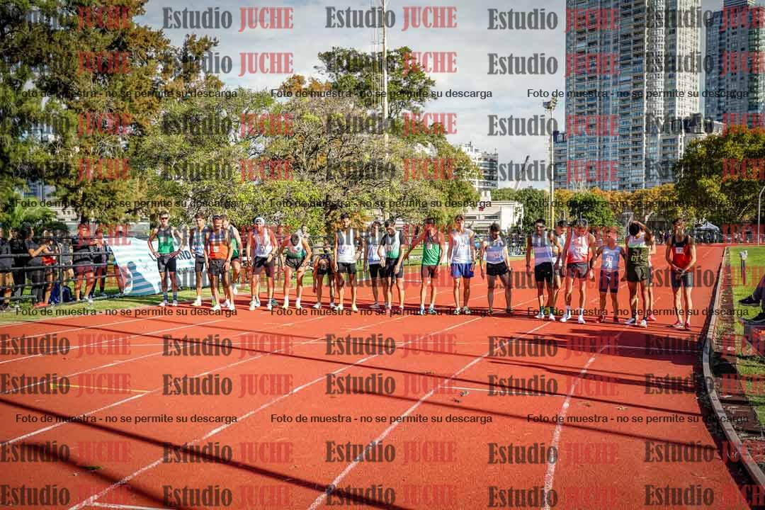 Fotos de los 3000 m llanos de varones