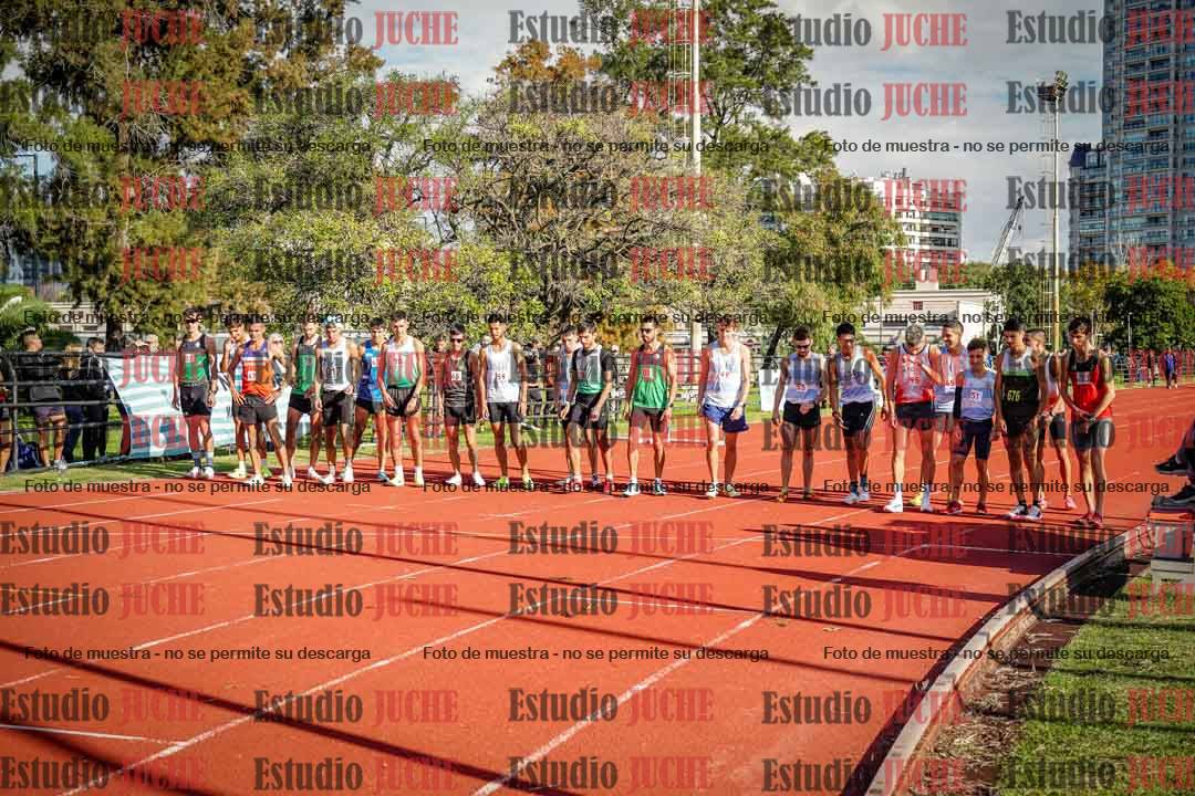 Fotos de los 3000 m llanos de varones