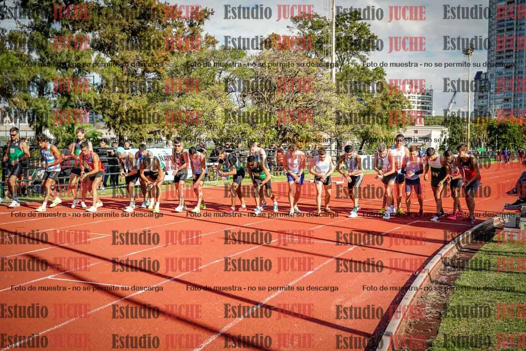 Fotos de los 3000 m llanos de varones