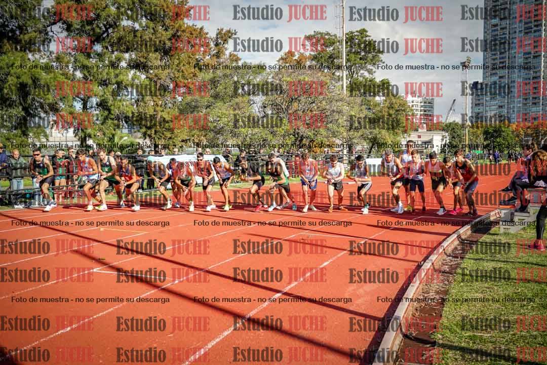 Fotos de los 3000 m llanos de varones
