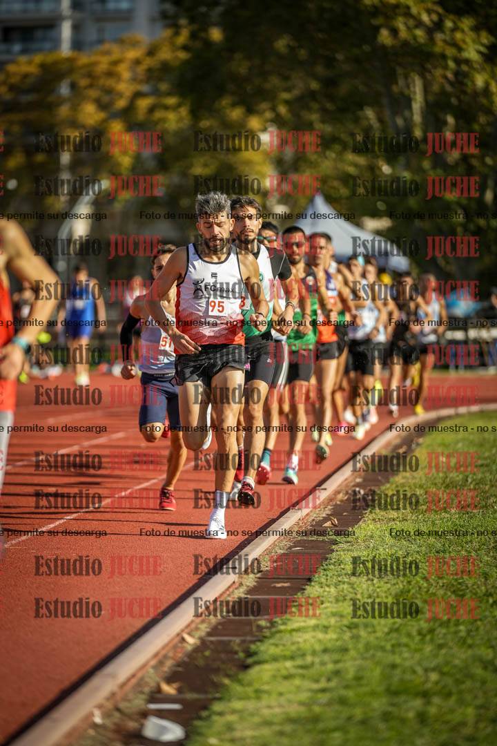 Fotos de los 3000 m llanos de varones