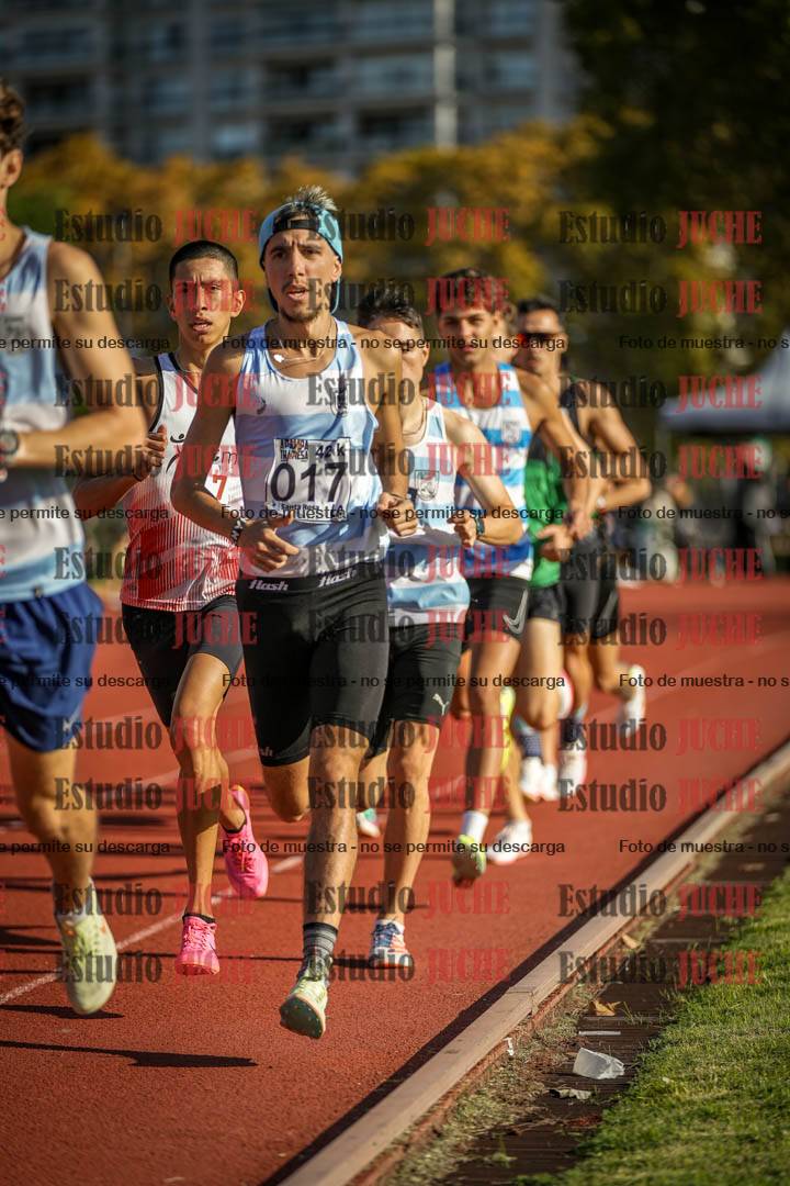 Fotos de los 3000 m llanos de varones