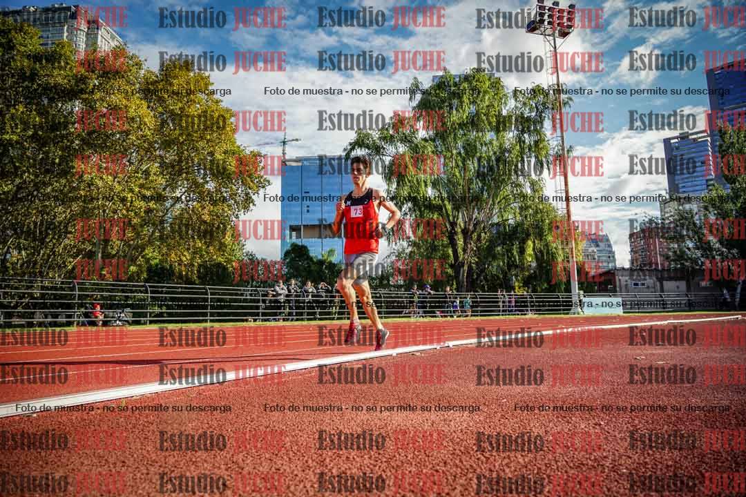 Fotos de los 3000 m llanos de varones