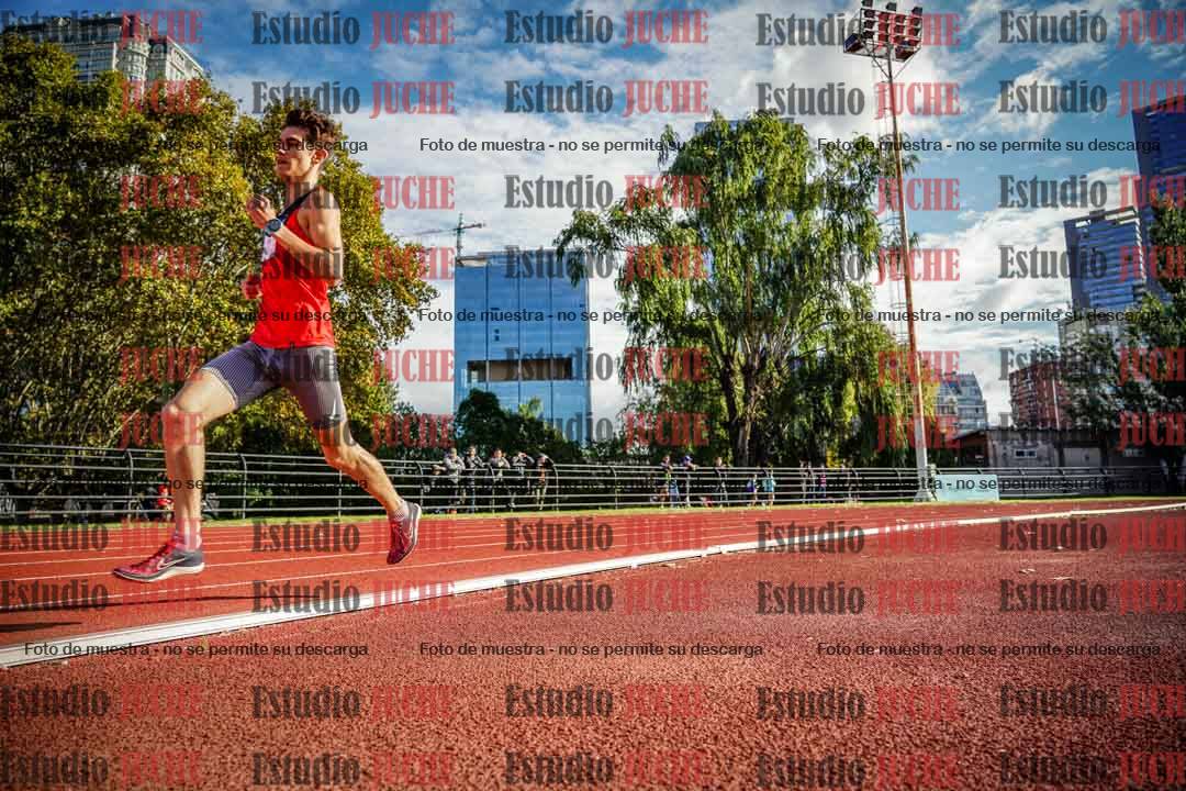 Fotos de los 3000 m llanos de varones