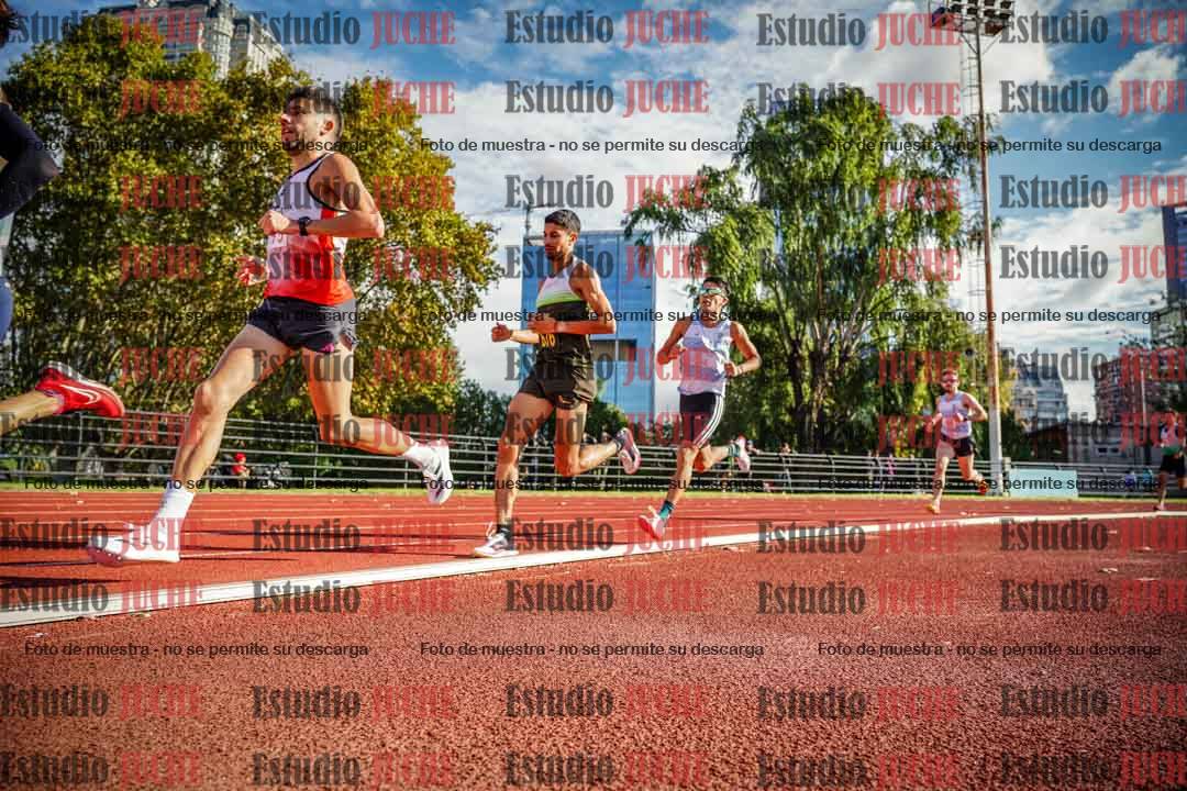 Fotos de los 3000 m llanos de varones