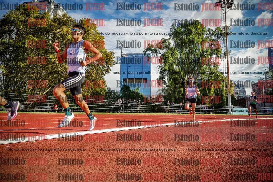 Fotos de los 3000 m llanos de varones