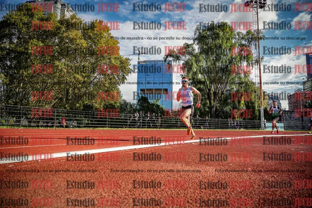 Fotos de los 3000 m llanos de varones