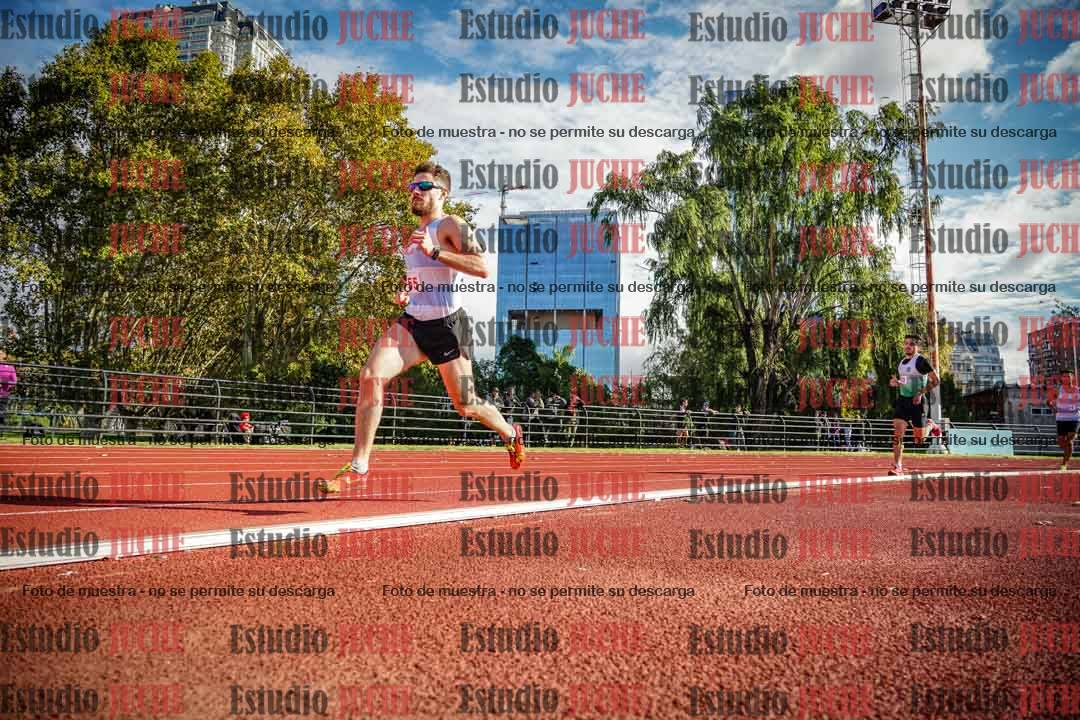 Fotos de los 3000 m llanos de varones