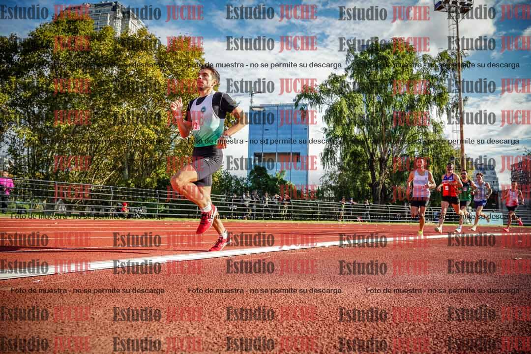 Fotos de los 3000 m llanos de varones