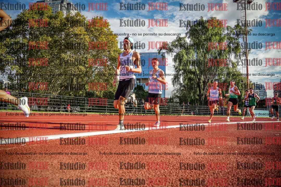 Fotos de los 3000 m llanos de varones