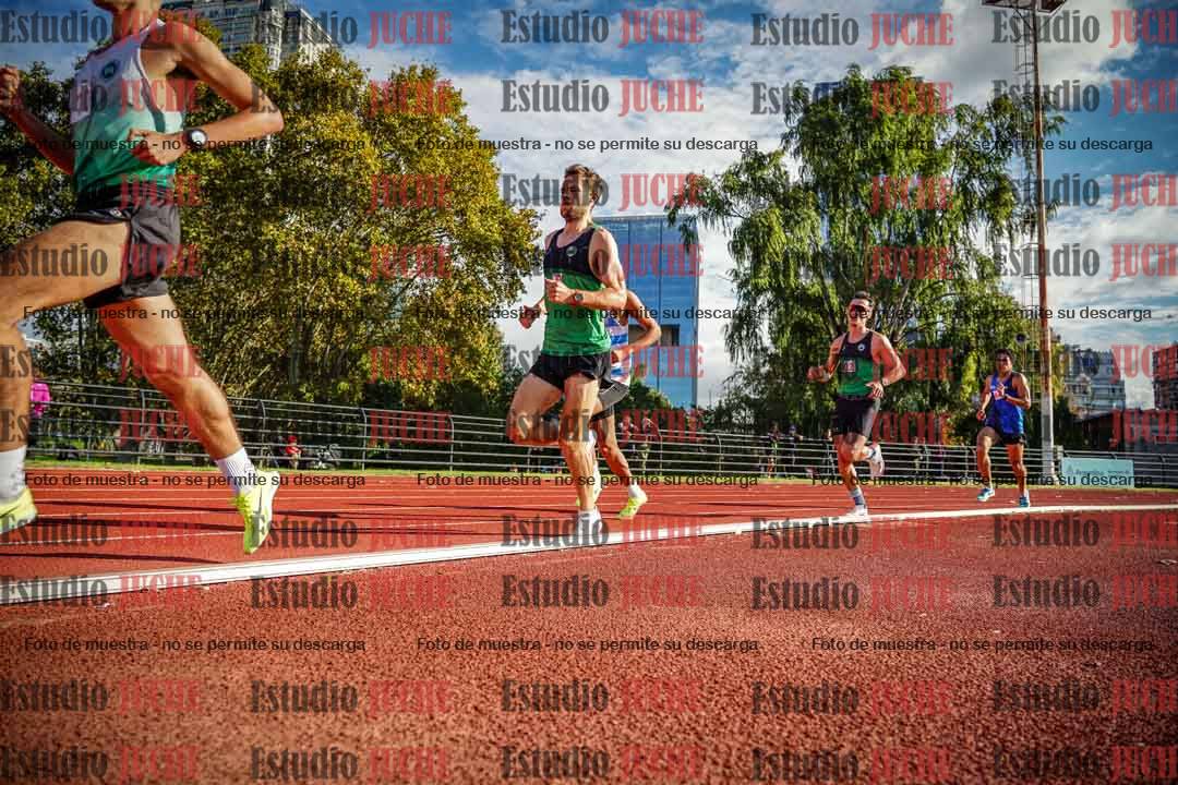 Fotos de los 3000 m llanos de varones