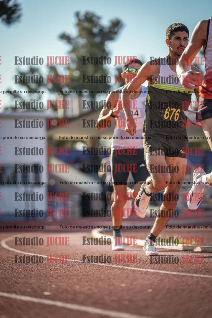 Fotos de los 3000 m llanos de varones