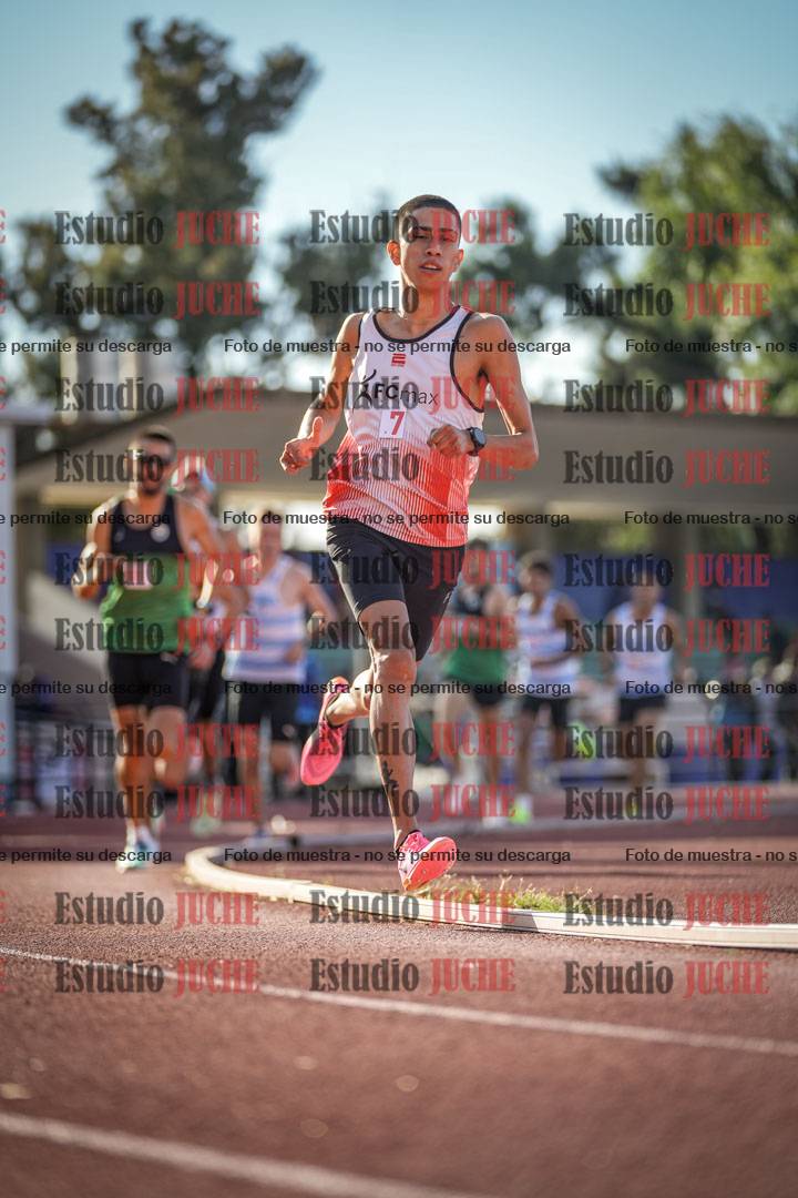 Fotos de los 3000 m llanos de varones