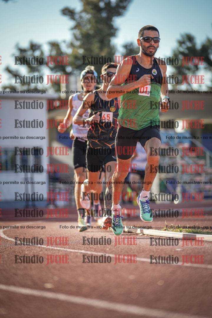 Fotos de los 3000 m llanos de varones
