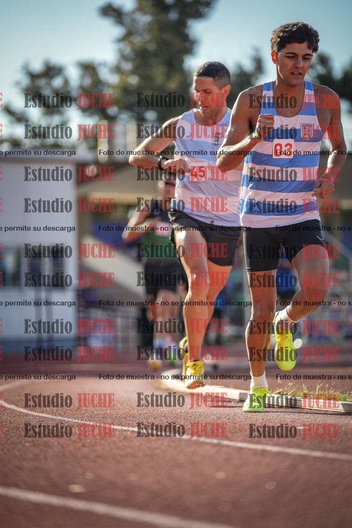 Fotos de los 3000 m llanos de varones